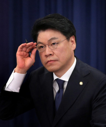 '충격' <b>장제원</b>, <b>성폭행</b> 혐의로 <b>경찰</b> 수사..왜?