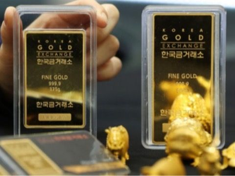 “아 진작에 팔 걸”···‘金치 프리미엄’ 사라진 금값, 하락폭 국제시세 15배