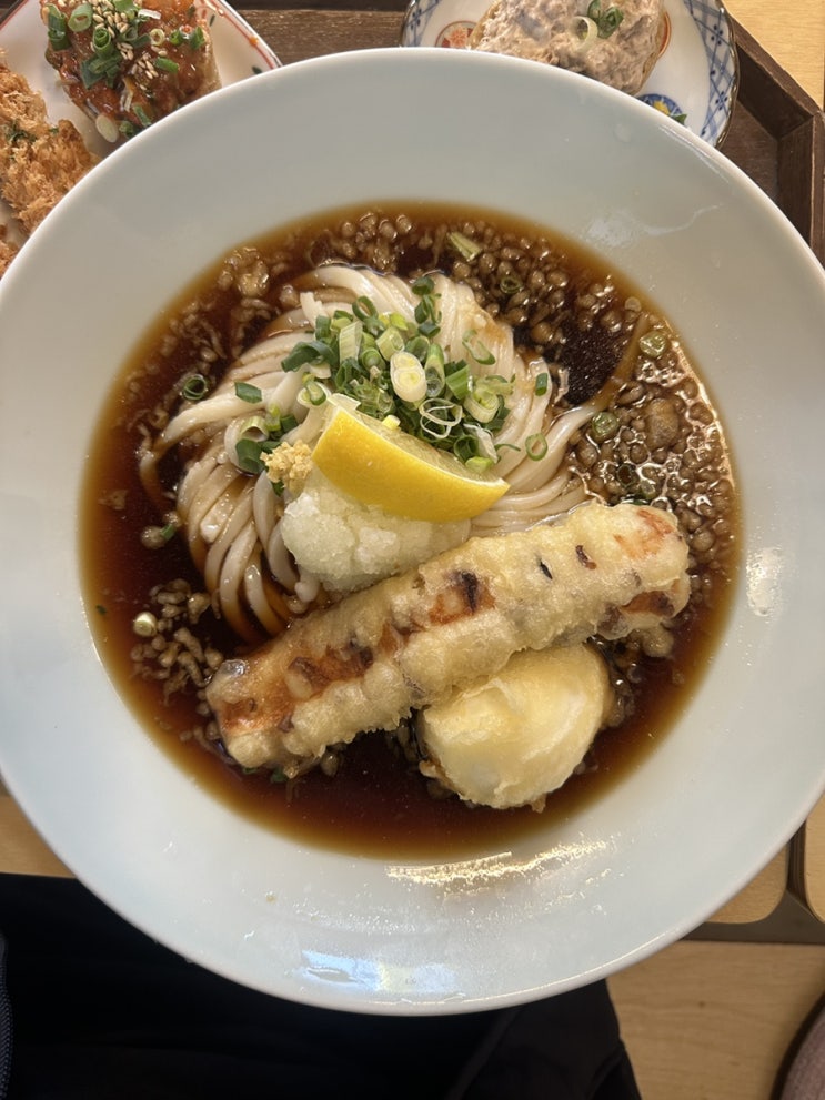  성수 맛집 도도한면 성수본점 줄서는 식당 자가제면 생면 우동