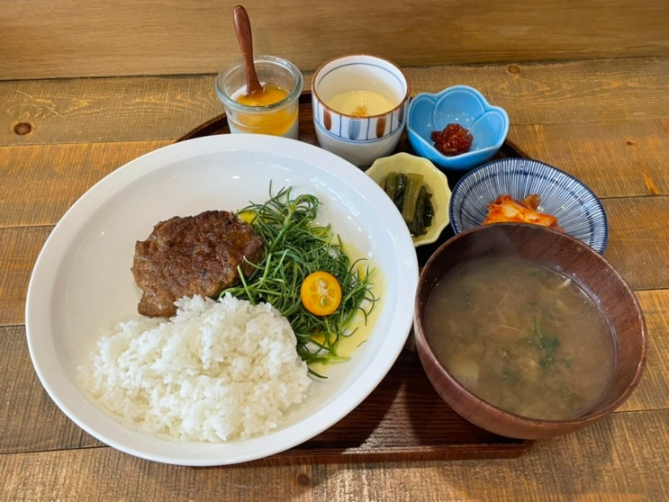  순천옥리단길 맛집, 작은부엌 봄 한상차림