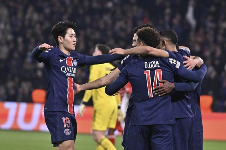 [<b>UCL</b> 프리뷰] 'PL 1위' <b>리버풀</b> 만나는 <b>PSG</b>... '입지 흔들... 