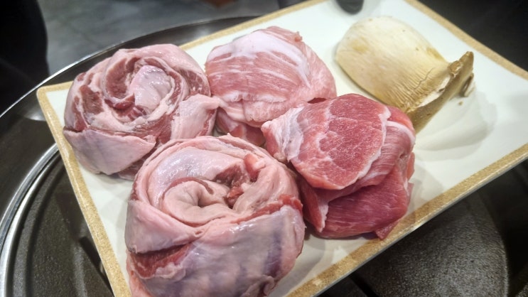  육즙 팡팡! 서판교 맛집 "고반식당 서판교" 탐방