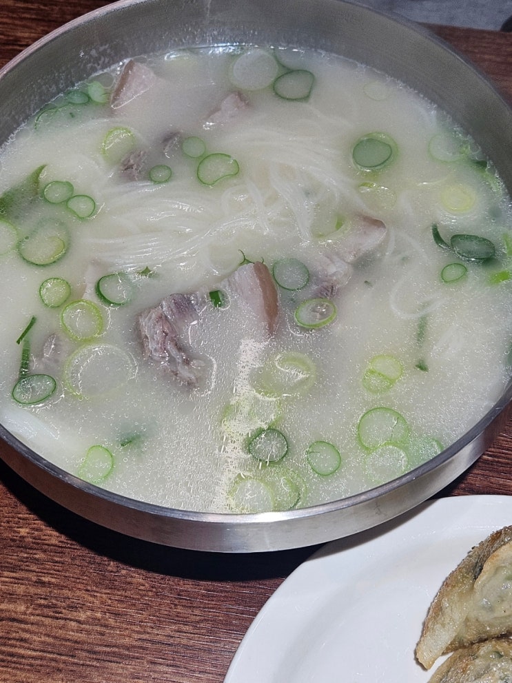  안산부곡동맛집 국밥과 돔베국수 한라면옥 부곡점