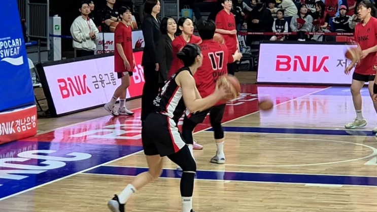 직관 <b>1차전</b> 2차전 BNK 썸 VS <b>삼성</b>생명, 1,2차전 모두 <b>승리</b> !!... 