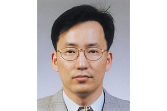 <b>김대웅</b>, <b>선관위</b>원 <b>후보자</b>는 누구?