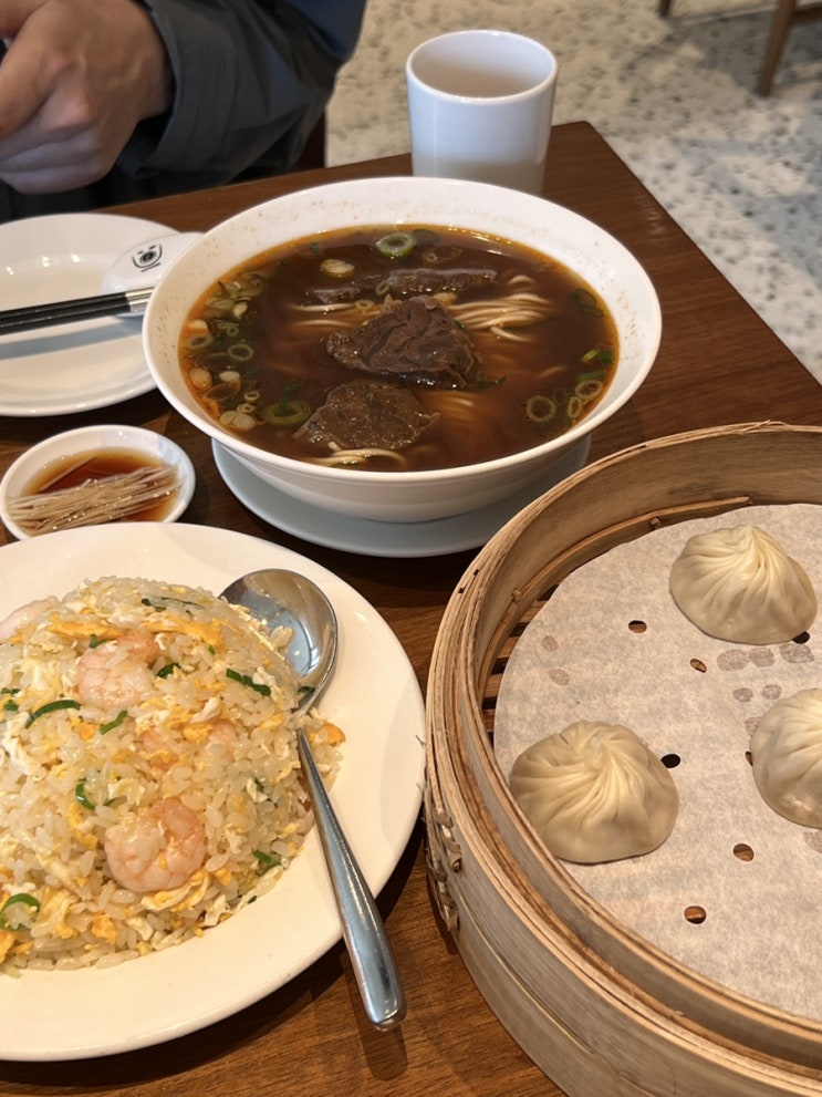  [타이베이 맛집] 딘타이펑 신생점(鼎泰豐 新生店):: 미슐랭 맛집 웨이팅 없이 방문한 솔직후기