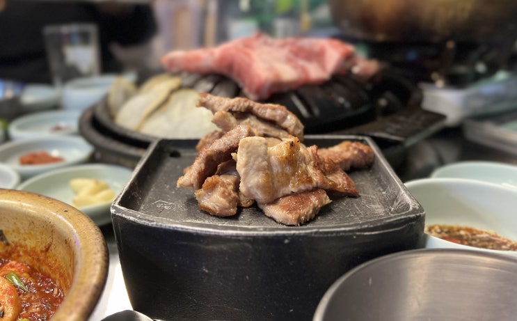  서면 전포동 고기 맛집, 넙딱집 전포점에서 특별한 고기 한판!