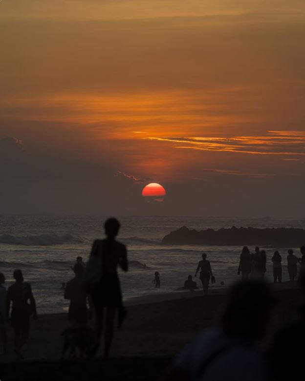  발리 짱구 선셋 명소 타임 비치 와룽 Times Beach Warung