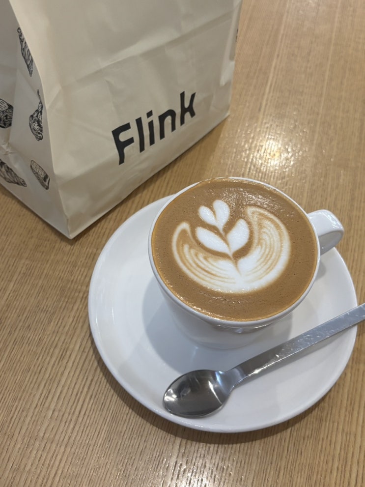  압구정 카페 플링크 Flink 서울 3대크루아상 맛집 빵맛집