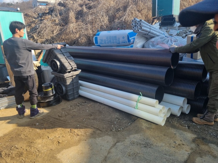  우수관로, 오수관로 공사 자재들 이제 쉽게 구매하세요. PVC, 오수받이, 이중벽관, 빗물받이 등
