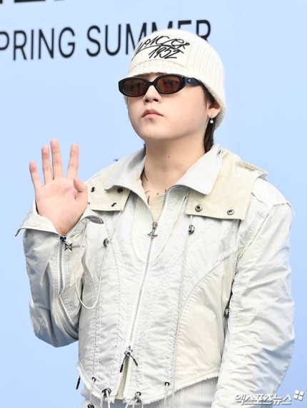 노엘, 의미심장한 발언 부친 <b>장제원 성폭력 의혹</b> 속 SNS... 