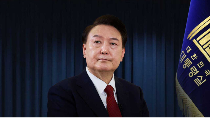 <b>윤석열 대통령</b> 석방돼 재판…<b>법원</b>, <b>구속취소</b> 청구 인용