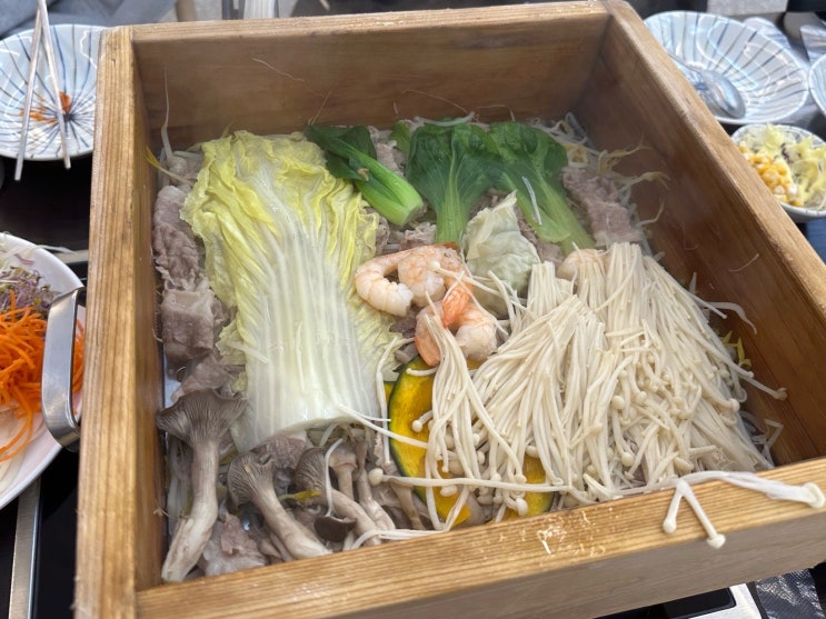  오늘 저녁 아산 배방 맛집 월남쌈 샤브샤브 무한리필 편편집