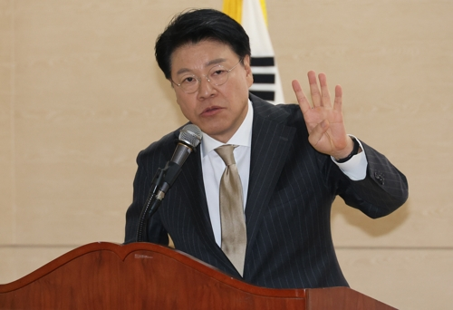 [속보] <b>장제원</b> 전 의원 <b>성폭행 의혹</b> 논란! 전직 비서 "2000만... 