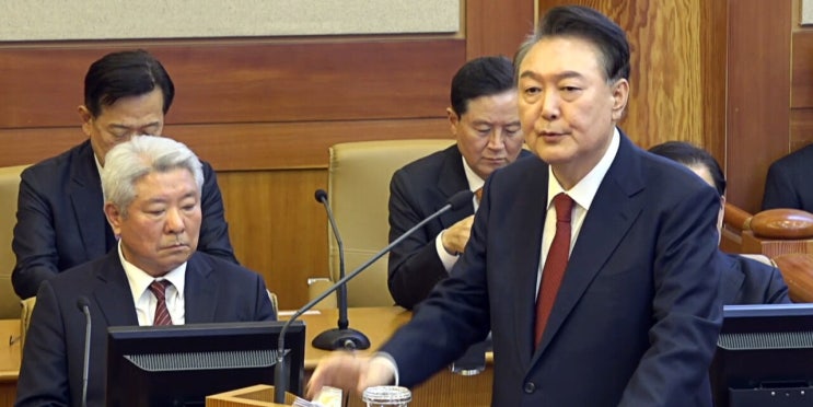 법원, <b>윤석열 대통령 구속취소</b> 석방