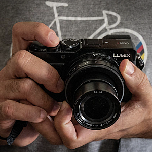 파나소닉 루믹스 LX100M2, 고급스러움과 성능을 겸비한 컴팩트 카메라