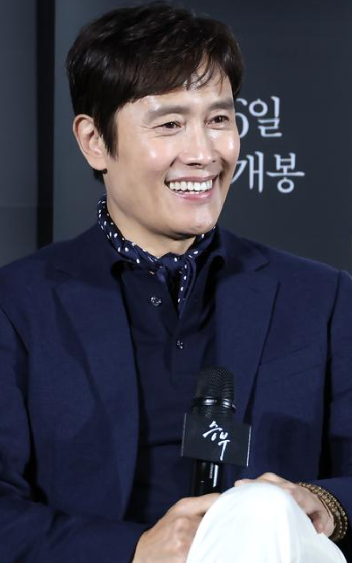 ‘<b>승부</b>’ <b>이병헌</b> “장인어른도 기다리는 영화” 발언 화제!... 
