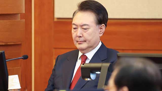 <b>윤석열  구속 취소</b>라니! … 검찰, 왜 이러나! 즉각 재<b>구속</b>해야