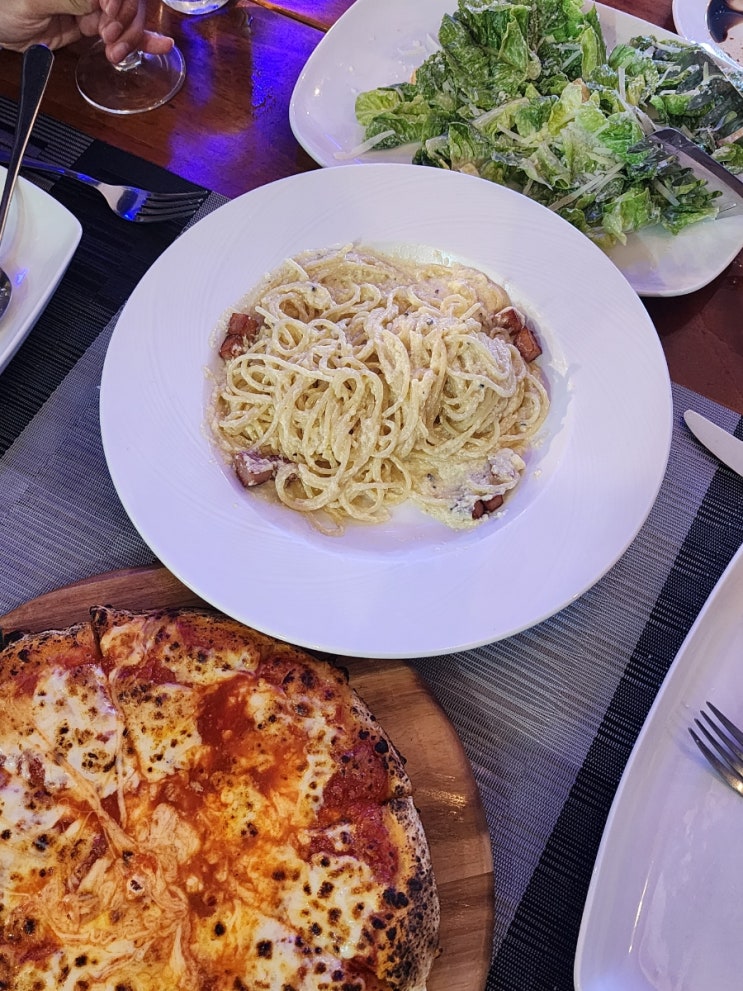  세부 막탄 뉴타운 LG가든 맛집 Taste of Lucania 와인, 피자, 파스타