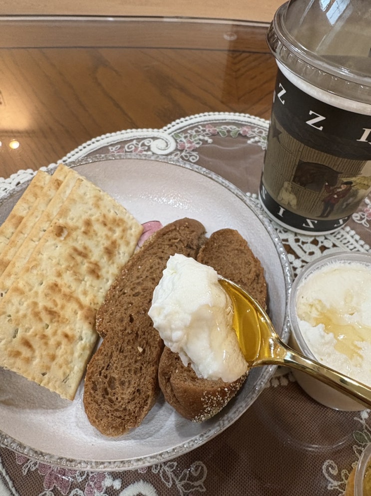  제주도 디저트 카페 추천 찌즈카이막:) 카이막치즈케이크라떼, 카이막치즈 포장후기