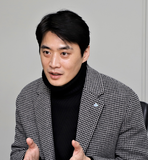 한준호 국회의원 프로필, 나이 고향 학력 청치성향 경력,김포공항 국제선 활성화