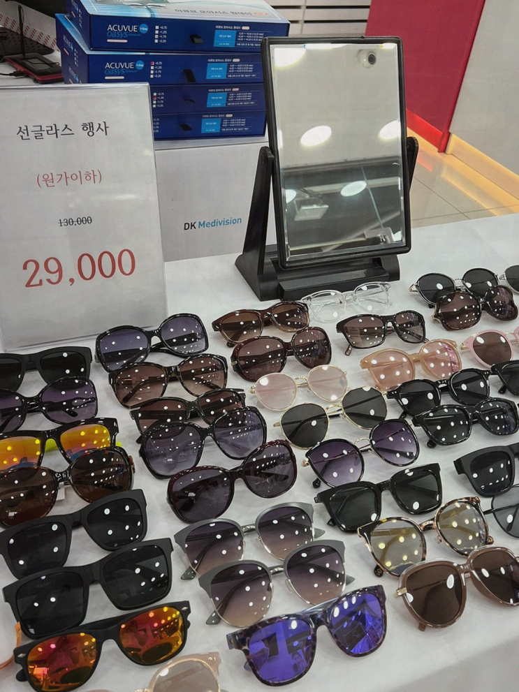  K비젼안경 전북대점, 현대적 인테리어와 친절 서비스가 돋보여요