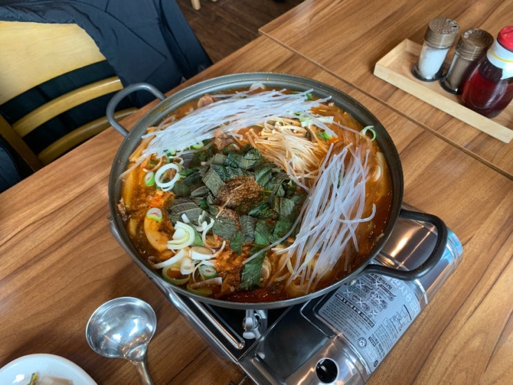  심학산 맛집 현대뚝배기 뼈전골 파주감자탕