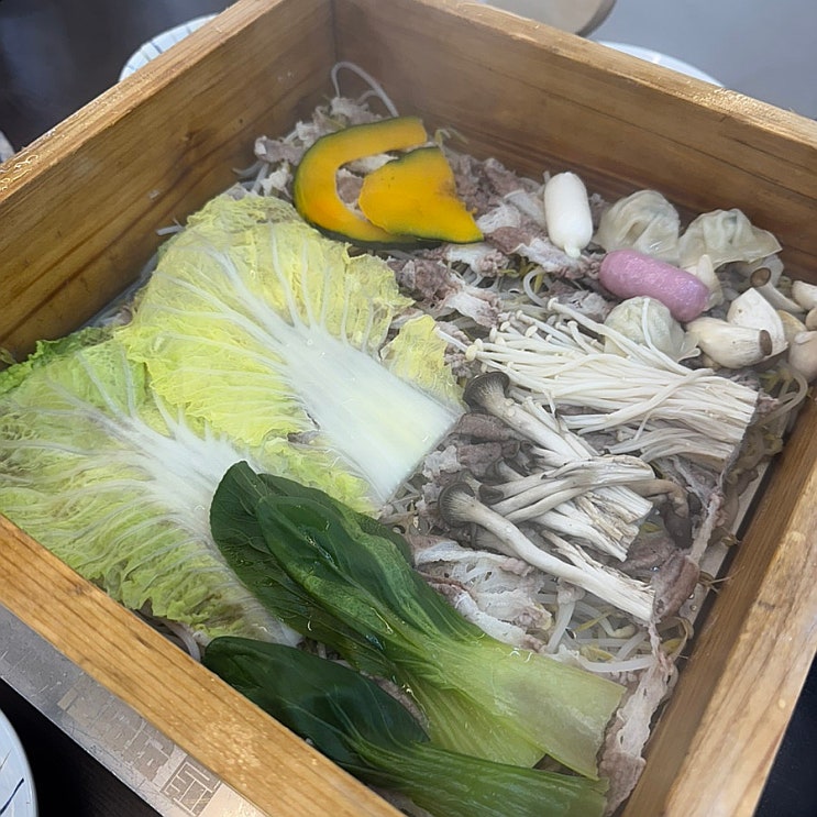  풍암동맛집 키즈놀이방/ 아이들과 외식하기 좋은 곳 편백찜&샤브샤브 [편편집 풍암점]