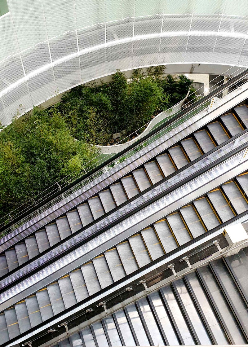 홍대, 성수동·을지로 ≒ 힙지로 / 근현대기 재생 공간, 테미오래/ LP 레코드, 돌비 애트모스, 입체음향, 대중가요 LP 가이드북 :  네이버 블로그, image size:800x1120