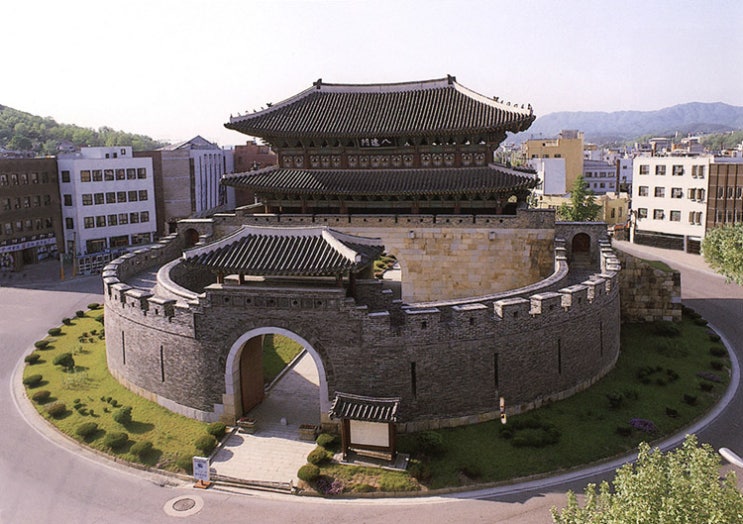  유네스코 세계유산 : 수원화성, 한국 역사와 문화의 상징 