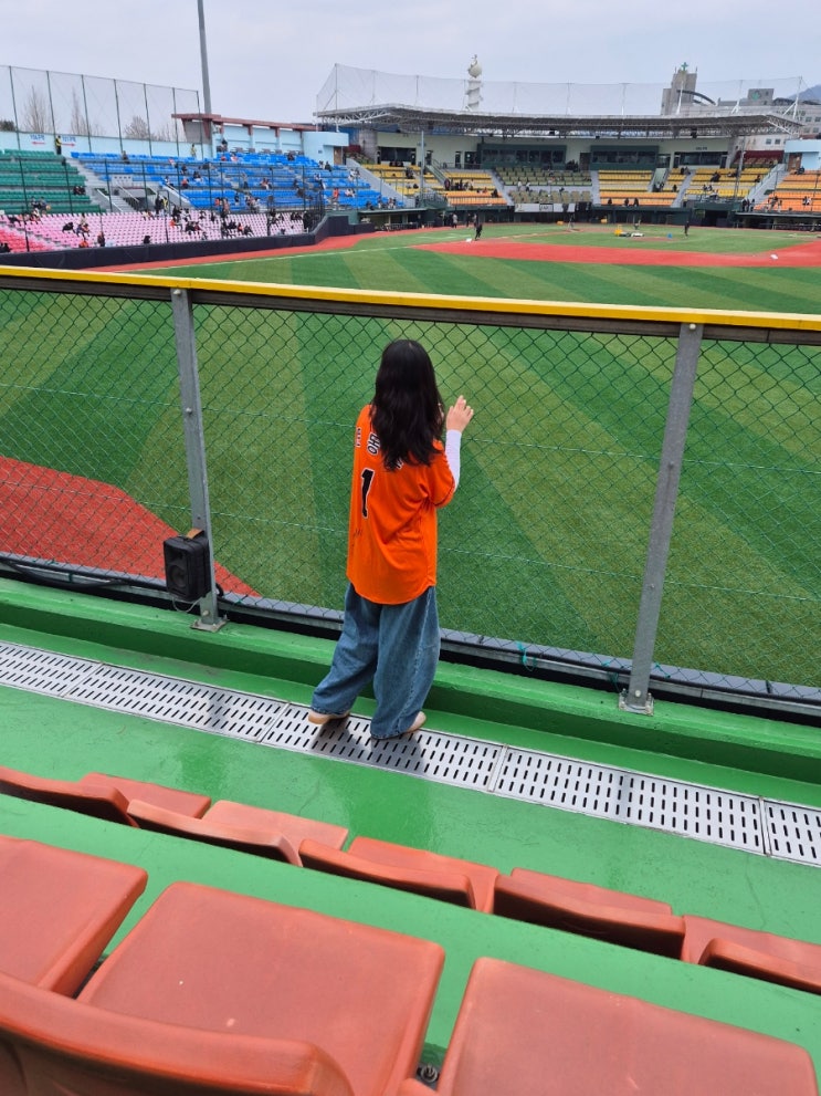 [<b>청주</b>] <b>청주</b>구장 시범<b>경기</b> <b>한화</b>이글스 VS 두산베어스 ( 1루... 