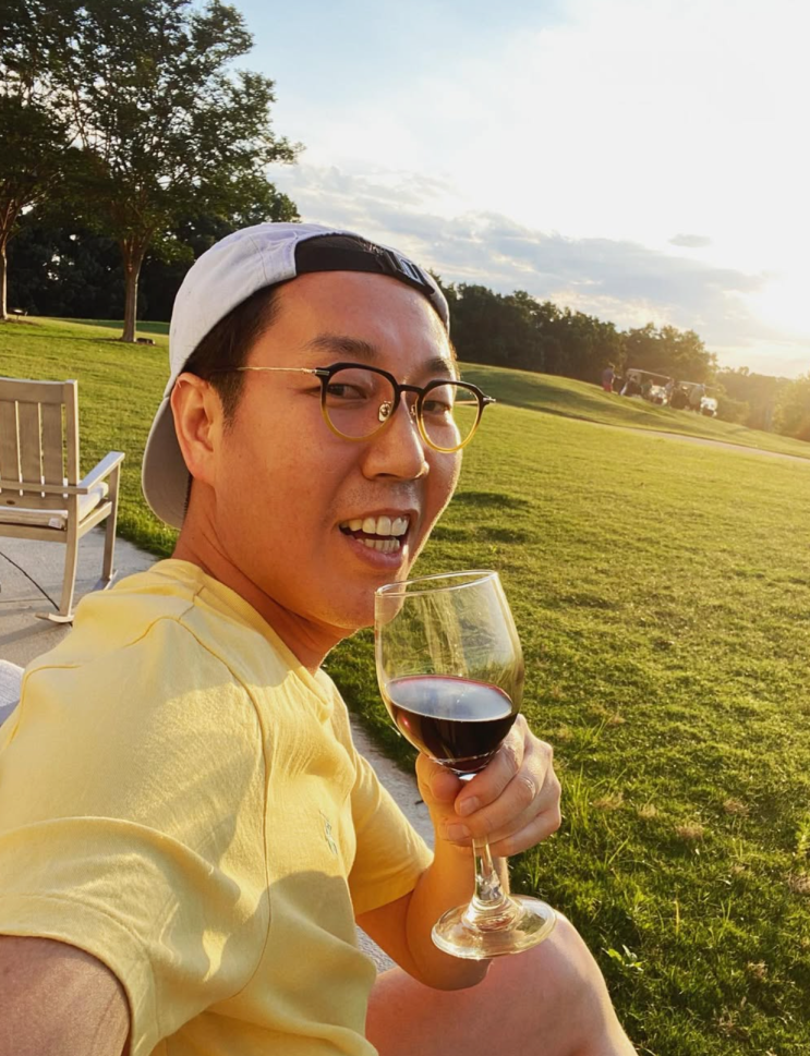 <b>김영철</b>, <b>가짜뉴스</b>에 분노! "<b>국적 박탈</b>? 스캔들? 말도 안 돼!"