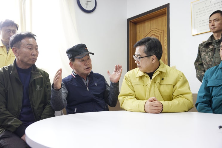 <b>김동연</b>, 포천시 포탄 오발사고 "국가가 원인제공, <b>특별재난</b>구역... 