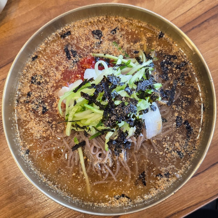  [신촌역 육전국밥] 신촌 24시간 맛집: (물)막국수 완자정식 - 단체 100명 회식 가능/국밥 맛집