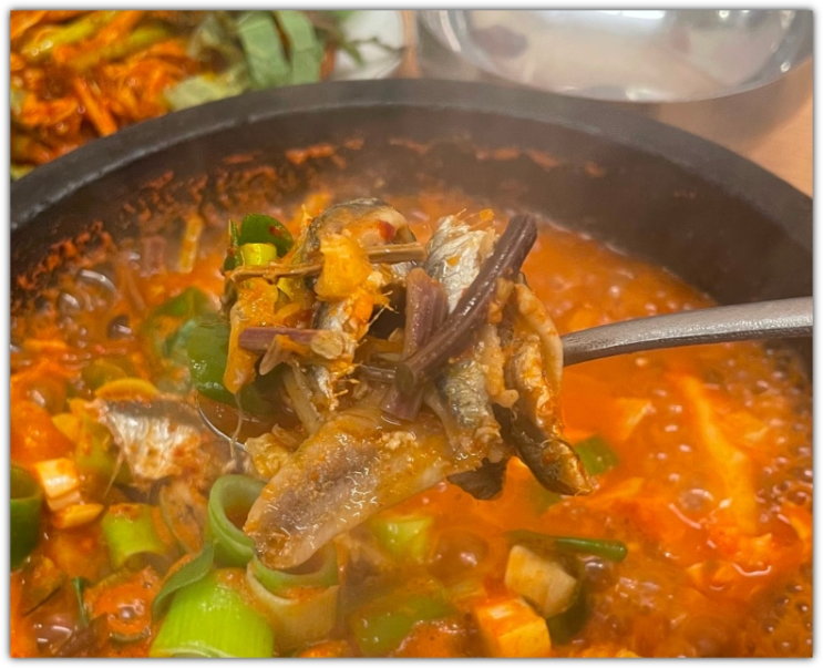 <b>백반기행</b> 송도 멸치쌈밥 식당 정보 <b>송일국</b> 맛의 유원지