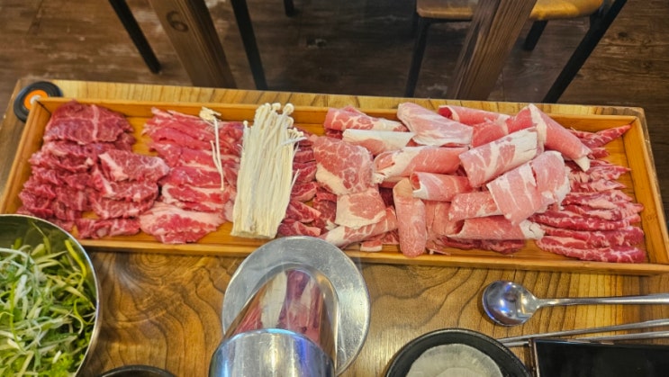  송정동 복개천 소한마리정육식당 - 최고의 소고기 한상