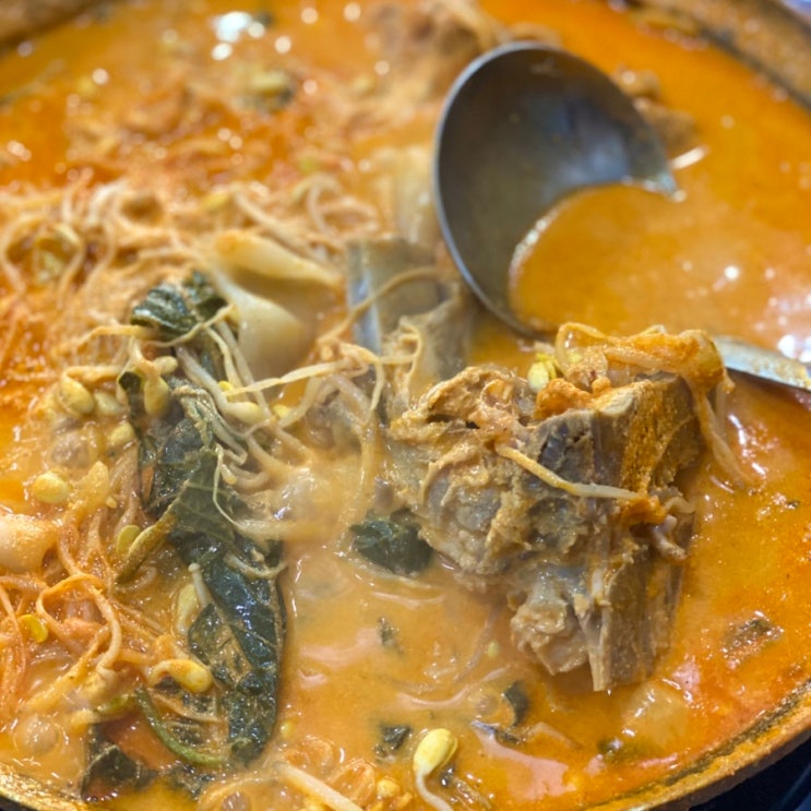  홍대 연남동 웨이팅 있는 동네주민 찐 맛집, 영동감자탕