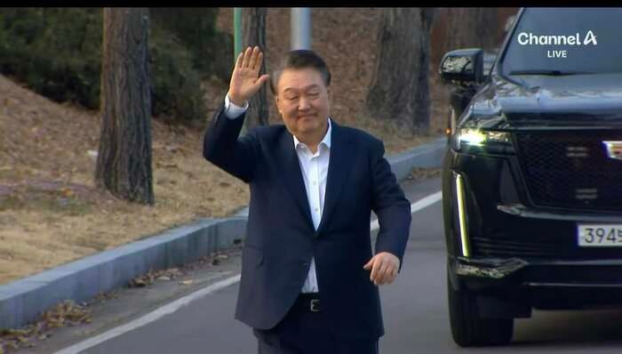 <b>조국</b>혁신당 "심우정은 <b>윤석열</b> 석방 지시로 스스로 내란세력 실토"