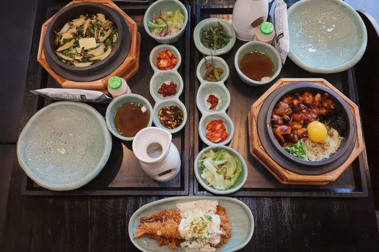  주말 외식, 신선한 솥밥과 따뜻한 서비스가 있는 솔솥 범계점!