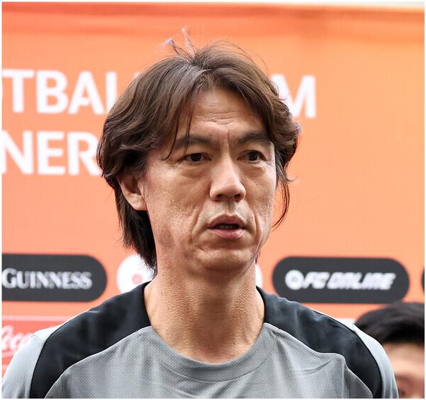  <b>홍명보 감독</b>의 <b>A매치</b> 이슈 & 대표팀 소집 <b>명단</b> 전망 