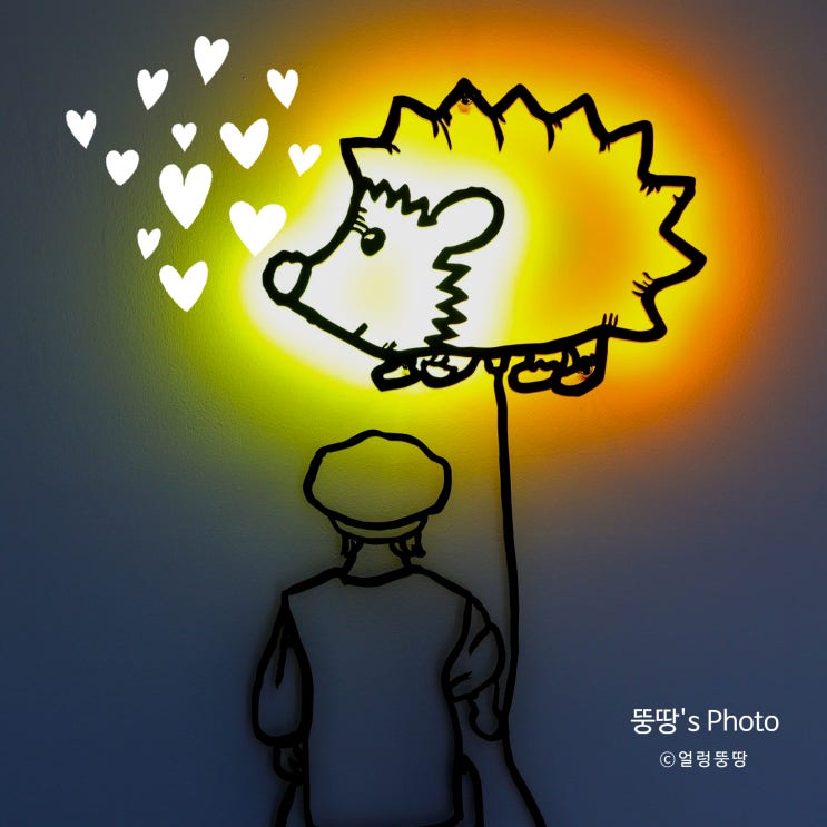  전시장에서 거리로｜웨스 앤더슨 감성사진 연습