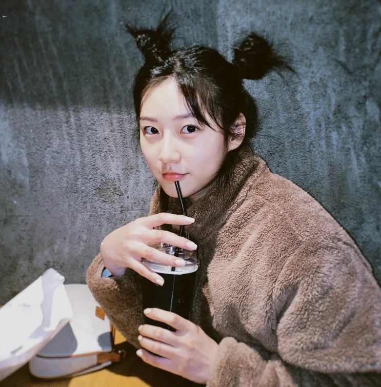 김새론 가족, 이진호 법적 대응 선언: 딸의 죽음과 유튜버 책임 김새론 가족, 이진호 법적 대응 선언: 딸의 죽음과 유튜버 책임
