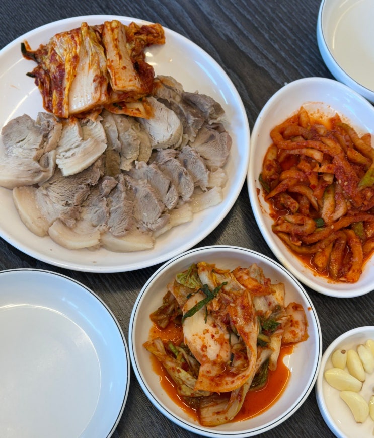  성수 뚝섬역 맛집 훼미리손칼국수 보쌈 웨이팅 / 메뉴 / 주차 정보!
