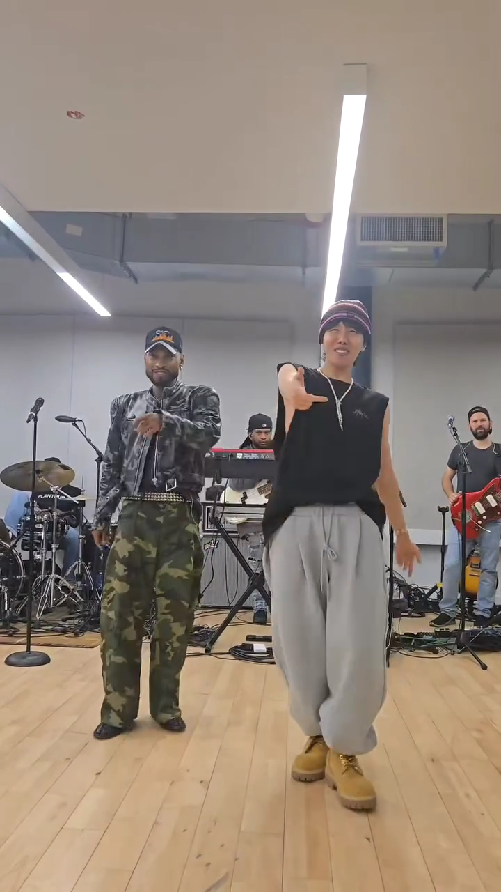 (J-HOPE)ː<b>제이홉</b> 인스타그램 - 미국 NBC <b>지미 팰런 쇼</b>... 