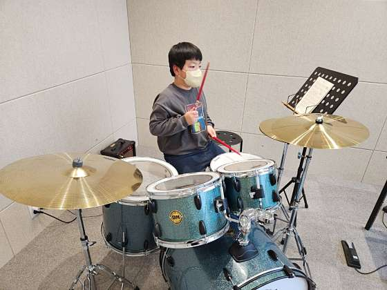레스트뮤직 실용음악학원 사진 6