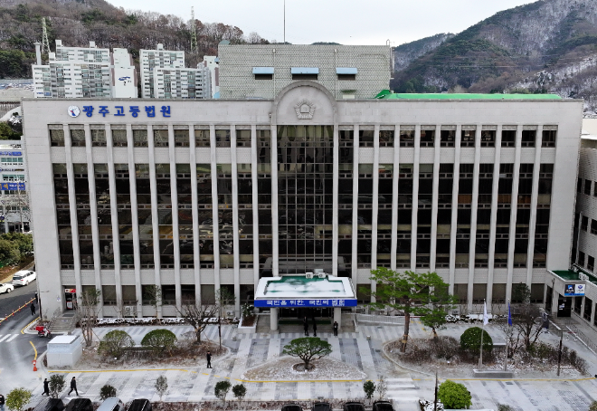 고소작업차를 기사와 함께 임차해 사용하다 사고난 경우, 고소작업차를 기사와 함께 임차해 사용하다 사고난 경우,