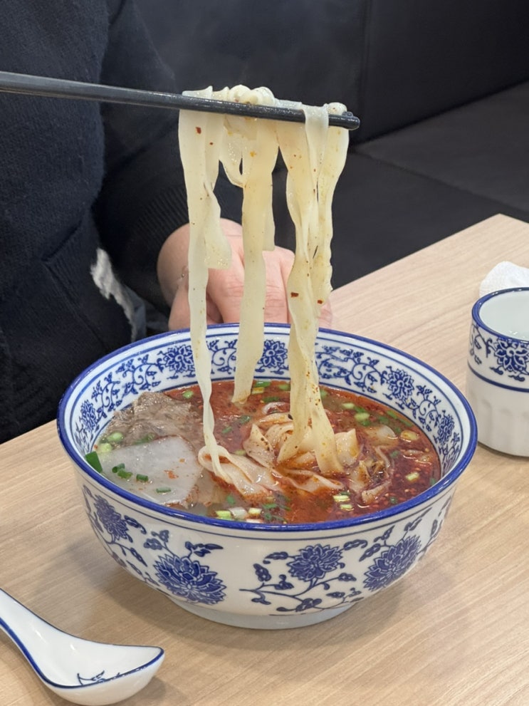  구로 샤오바오 우육면, 어르신들도 좋아할만한 대만식 현지의 맛