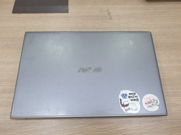 청주노트북액정수리 ASUS VivoBook 깨진 액정 교체