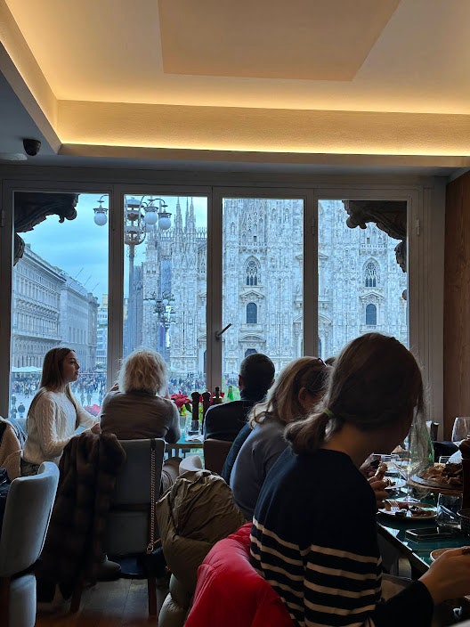  밀라노 대성당 뷰 현지 맛집- Ristorante Vista Duomo