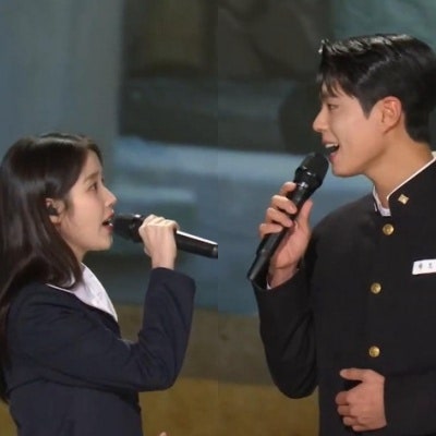 IU and Park Bo-gum's Duet on 'Gayo Stage' Recreating the 1960s